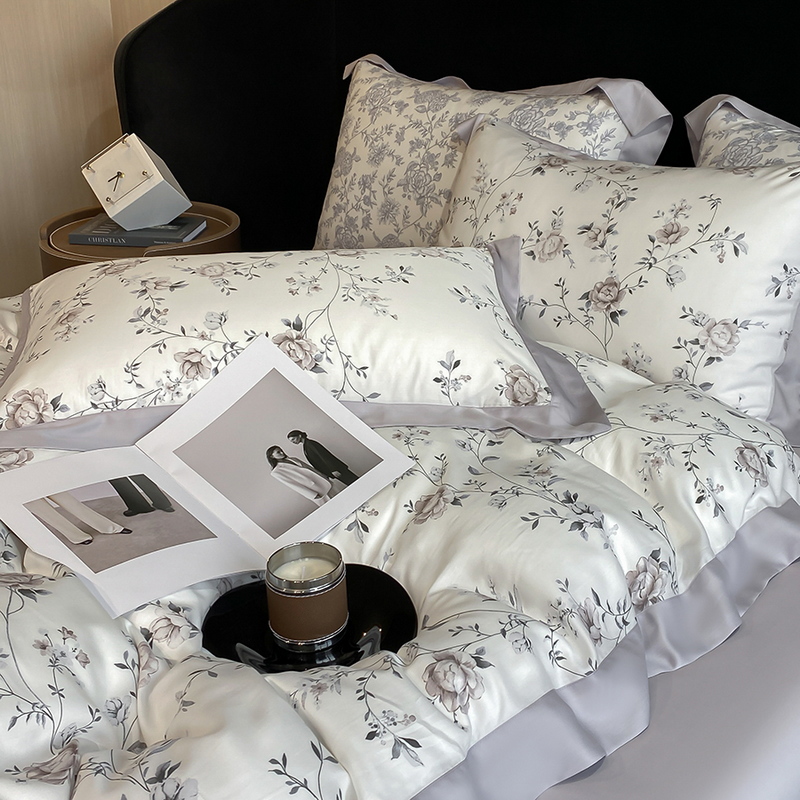 Set di biancheria da letto di  - Aesthetic Floral Duvet Cover recensione e prezzo